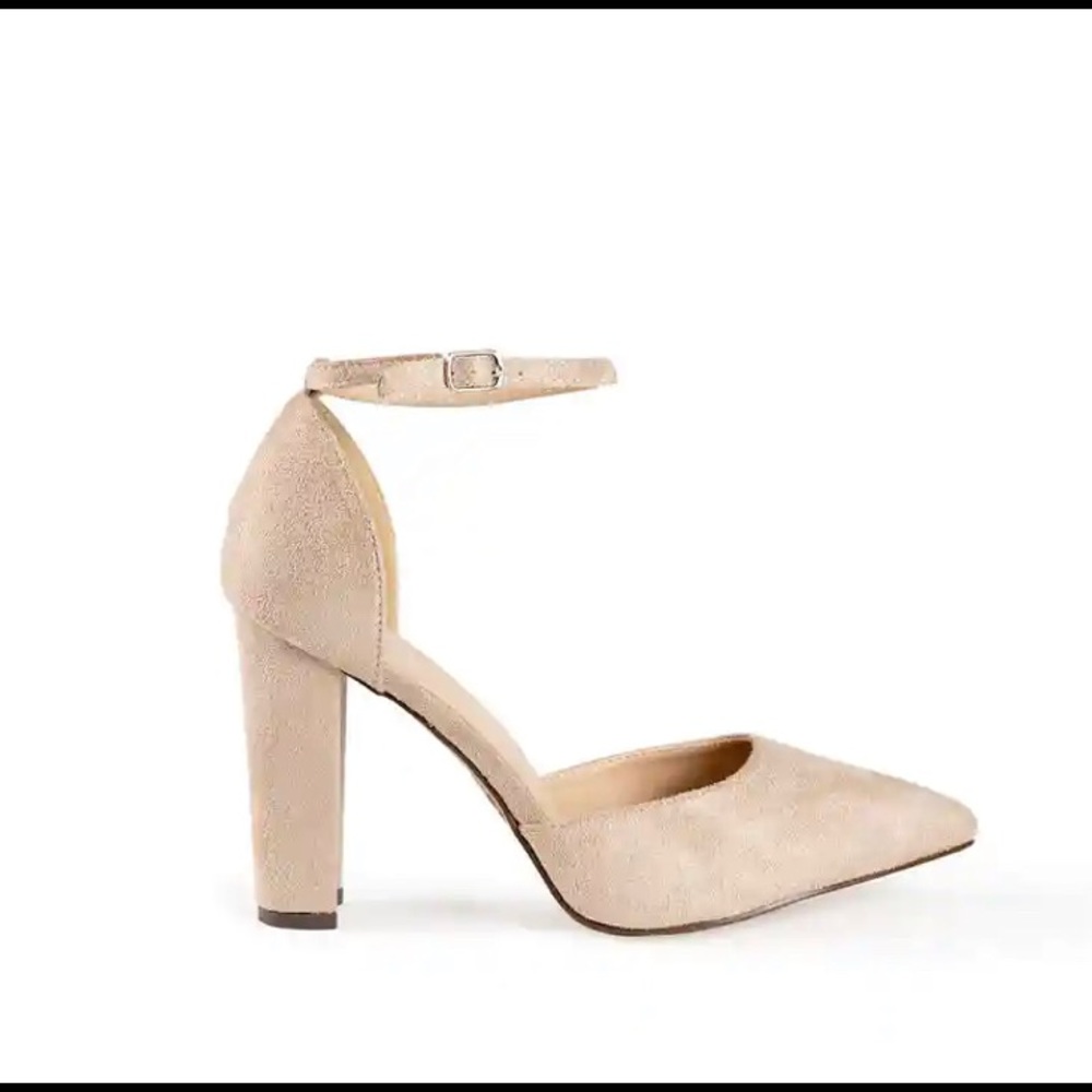 RITZ FAUX SUEDE POINTED HEEL. Size 7